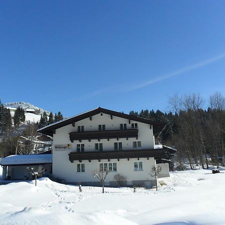 Gaestehaus Walpurga Russbach am Pass Gschütt Dış mekan fotoğraf