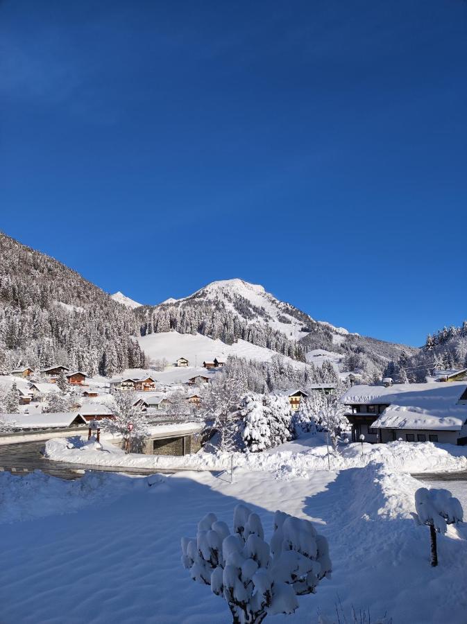 Gaestehaus Walpurga Russbach am Pass Gschütt Dış mekan fotoğraf
