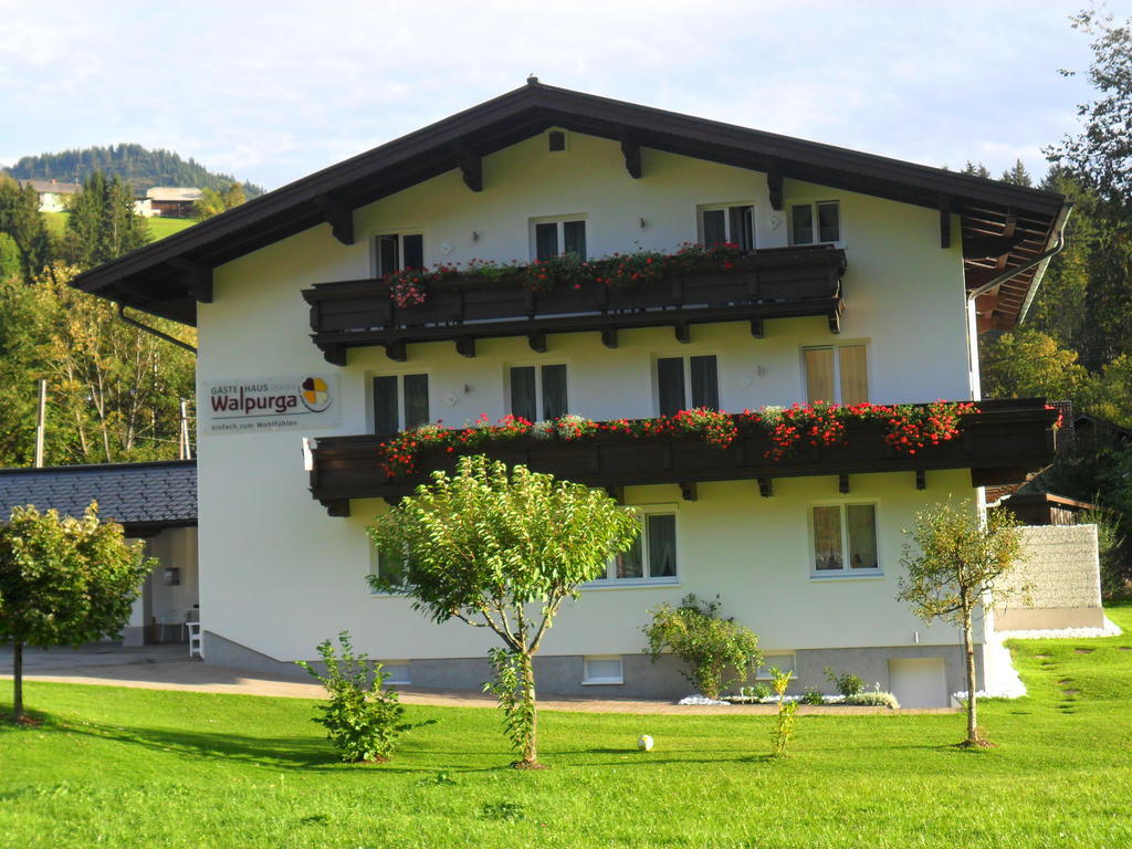 Gaestehaus Walpurga Russbach am Pass Gschütt Dış mekan fotoğraf