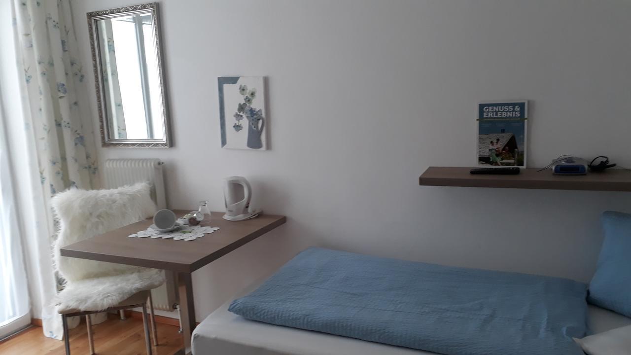Gaestehaus Walpurga Russbach am Pass Gschütt Dış mekan fotoğraf