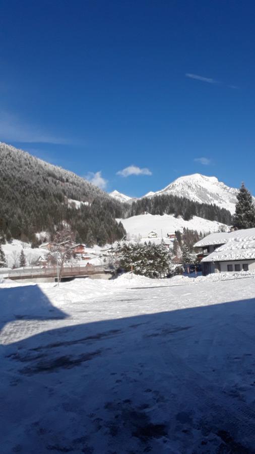 Gaestehaus Walpurga Russbach am Pass Gschütt Dış mekan fotoğraf
