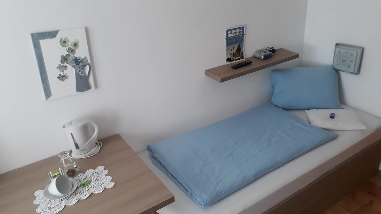 Gaestehaus Walpurga Russbach am Pass Gschütt Dış mekan fotoğraf