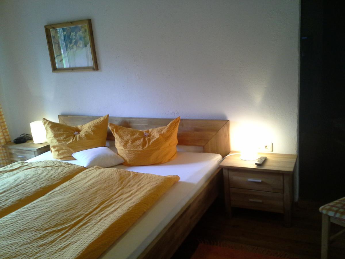 Gaestehaus Walpurga Russbach am Pass Gschütt Dış mekan fotoğraf