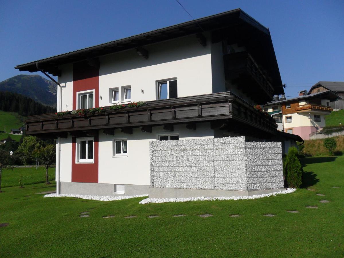 Gaestehaus Walpurga Russbach am Pass Gschütt Dış mekan fotoğraf